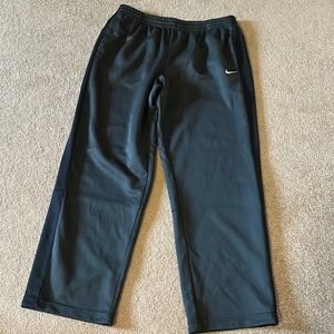 Nike thick athletic sweatpants